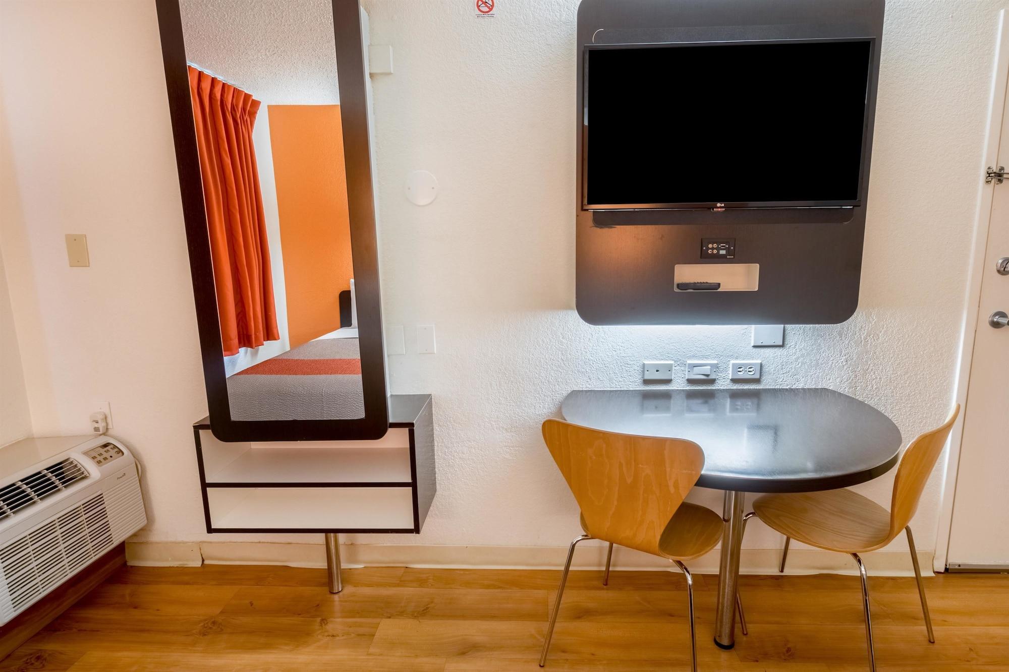 Motel 6-Irving, Tx - Dfw Airport North Eksteriør bilde